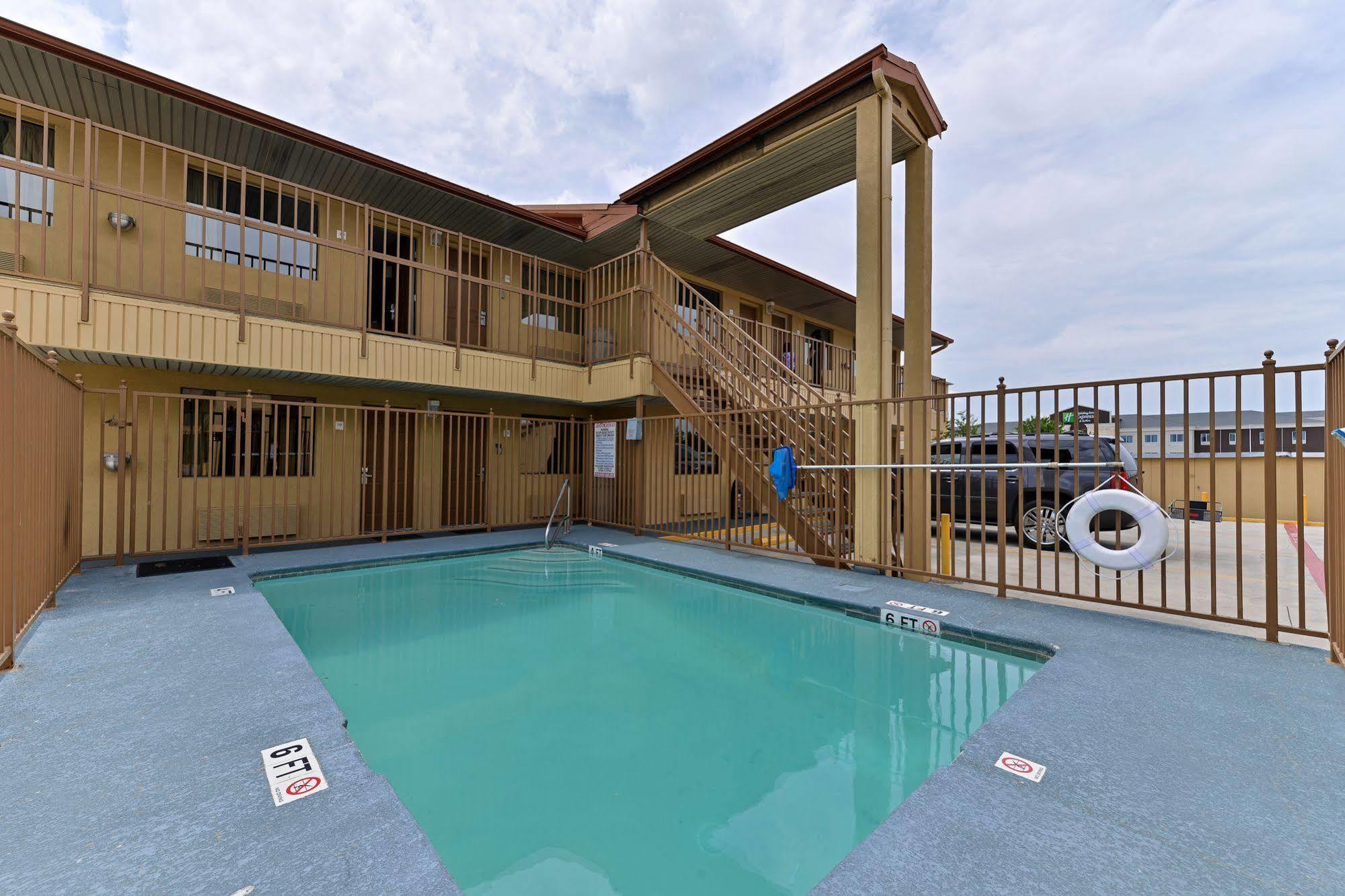 Econo Lodge Killeen Exterior photo